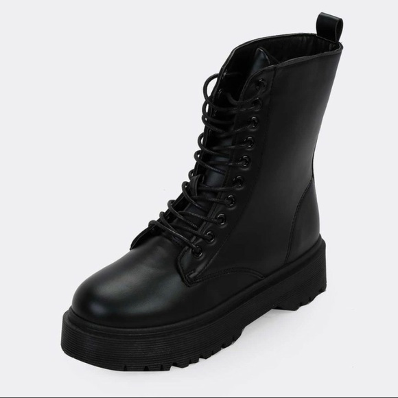 ISO !!! I want these so bad! SHEIN boots - Picture 2 of 4